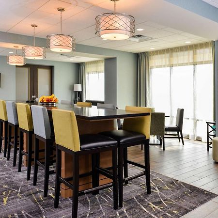 Hampton Inn By Hilton Omaha Airport, Ia Carter Lake Exteriör bild