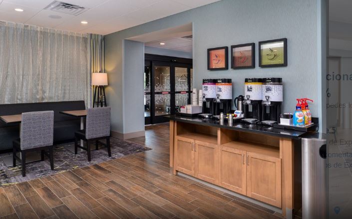 Hampton Inn By Hilton Omaha Airport, Ia Carter Lake Exteriör bild